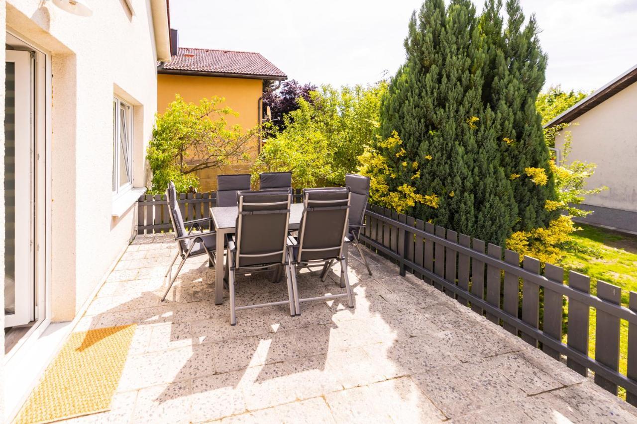 Penzion Na Obci Třeboň Exterior foto